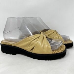 Taryn Rose Women's slip-on slide tan Leather bow sandals, sz 36